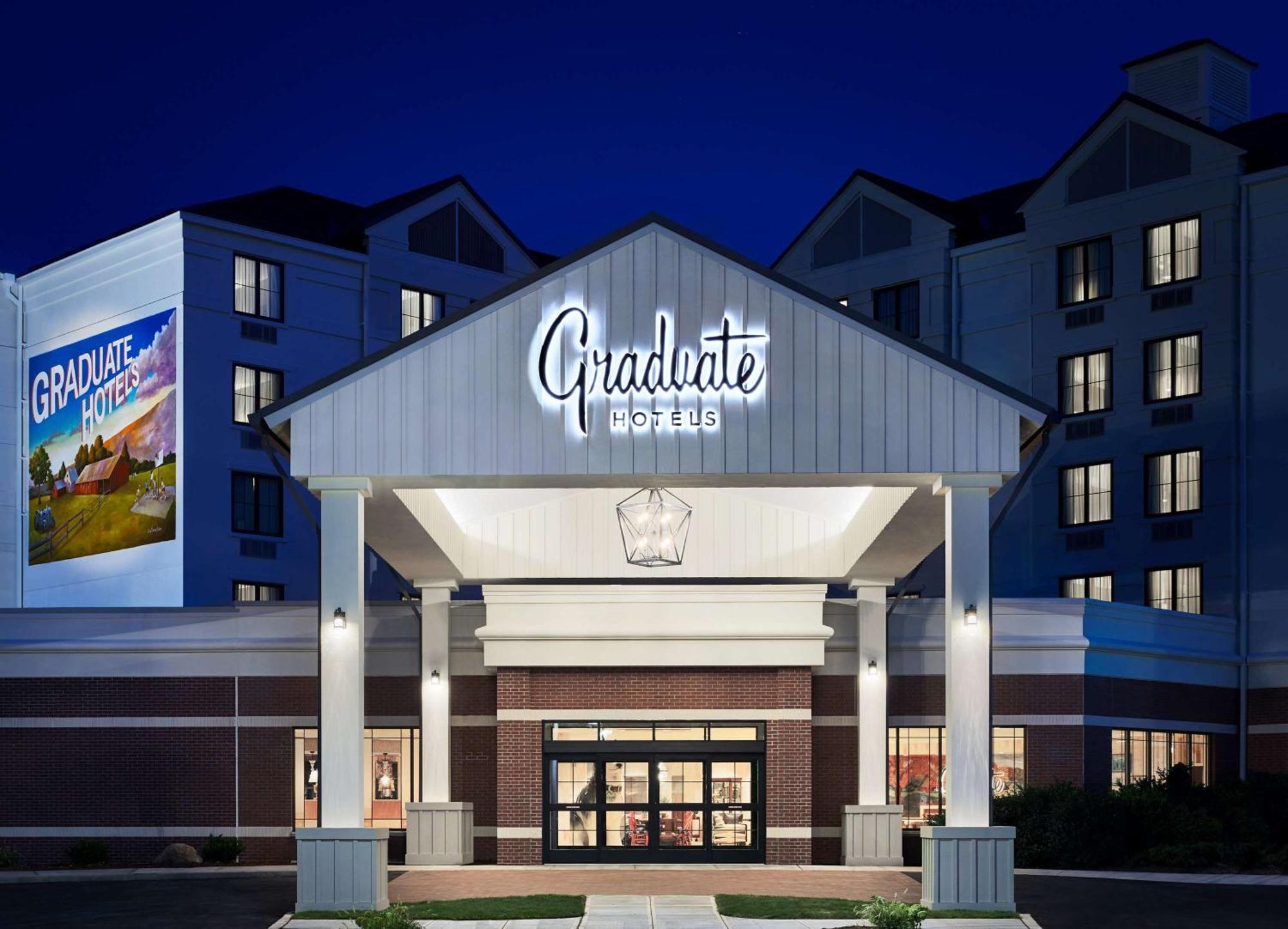 Отель Graduate By Hilton Storrs Экстерьер фото